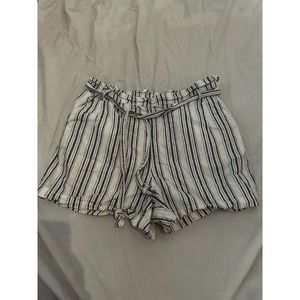 Striped loose beach shorts